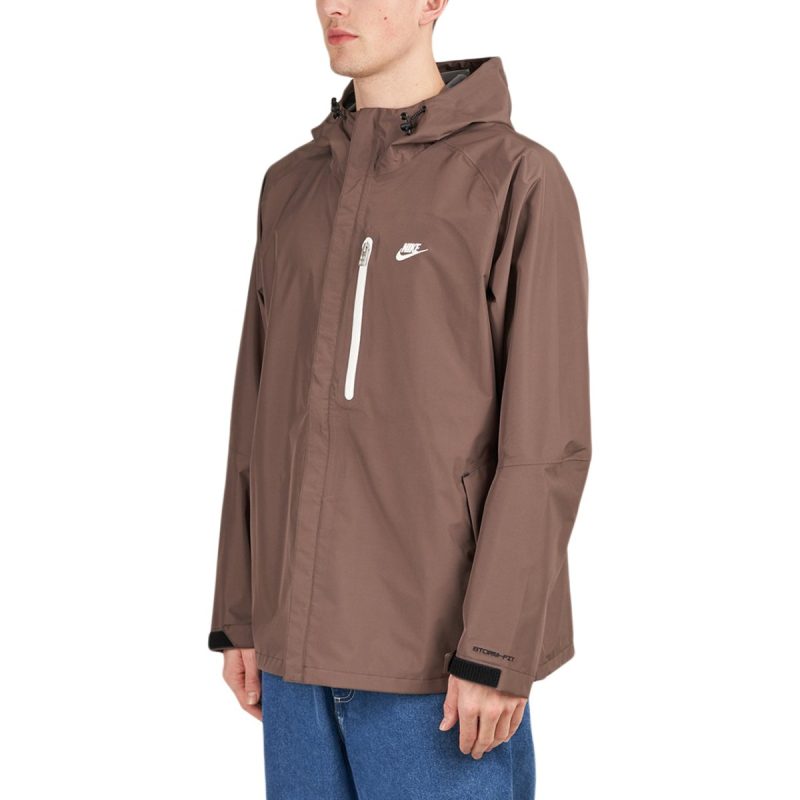 nike sportswear storm fit legacy hooded jacket braun 164161